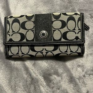 Coach| Monogram Wallet